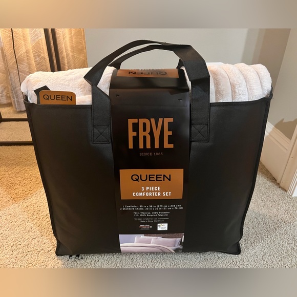 Frye Bedding Frye 3piece Channel Stitch Faux Fur Comforter Set